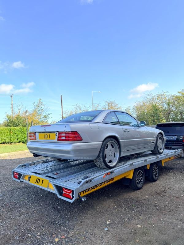 Mercedes SL on the trailer, rear view