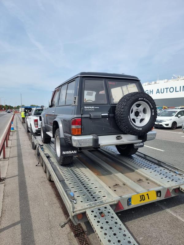 Nissan Safari 4x4 on the trailer, rear view
